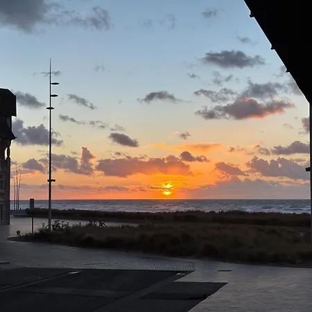 Westende&me Appartement *